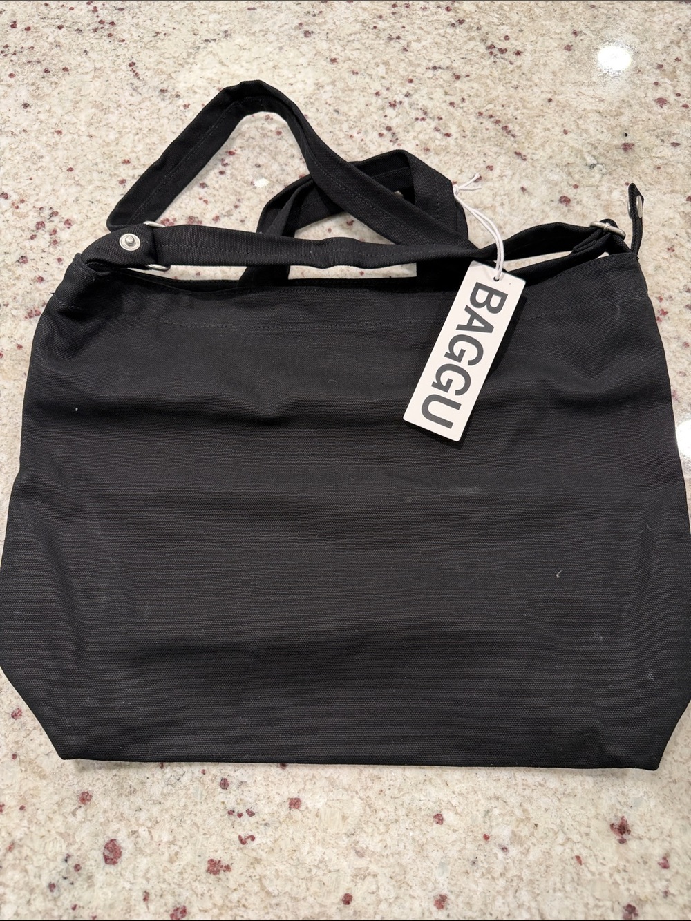 BAGGU Black Canvas Shoulder Tote